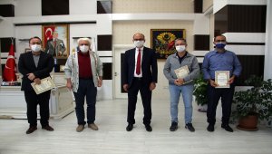 Şarkışla Kaymakamı Erdem eczacıları makamında kabul etti 