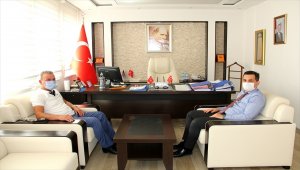 Şehit babasından Yalıhüyük Kaymakamı Şahin'e ziyaret