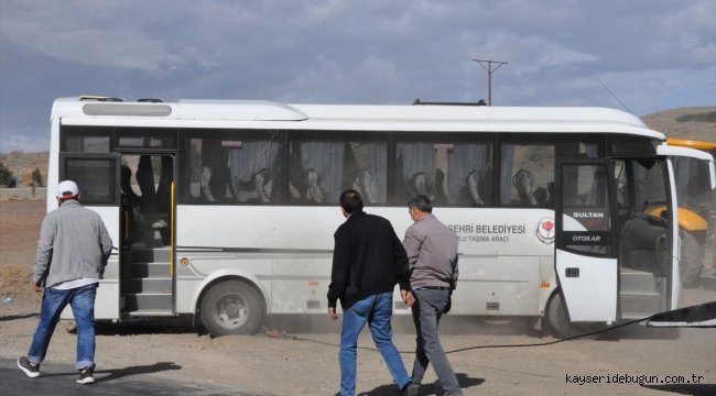 Yozgat'ta belediye otobüsü devrildi: 17 yaralı