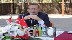 Yozgat Valisi Polat, gazetecilerle bir araya geldi