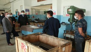 Yozgat Valisi Polat, Mimar Sinan Mesleki ve Teknik Anadolu Lisesi'ni ziyaret etti