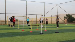 Yunak'ta sınavlara hazırlanan öğrencilere ücretsiz kurs desteği