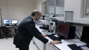 ABD'deki kariyerinden vazgeçen doçent Türkiye'de "nanoteknolojik şifre" için çalışıyor