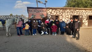 Bahşılı'da özel öğrencilere atla terapi