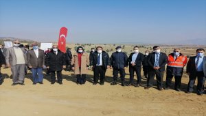 Beyşehir'de "geleceğe nefes ol" sloganıyla bin 800 fidan toprakla buluşturuldu