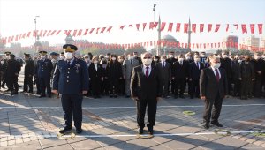 Büyük Önder Atatürk'ü anıyoruz