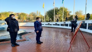 Büyük Önder Atatürk'ü anıyoruz