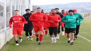 Demir Grup Sivasspor'da, Karabağ maçı hazırlıkları