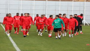 Demir Grup Sivasspor, Karabağ maçına hazır
