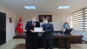 Emekli öğretmenlere "Hizmet Şeref Belgeleri" verildi