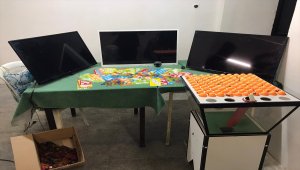 Eskişehir'de dernek binasında kumar oynayan 28 kişiye para cezası
