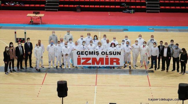 Eskrimde Veteranlar Türkiye Şampiyonası yapıldı