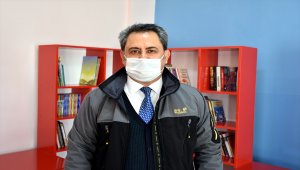 Fizik profesörü hayatını köy çocuklarının geleceği ve eğitimine adadı