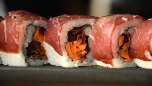 Japonya'nın "suşi"si ile Kayseri'nin pastırmasını buluşturdu