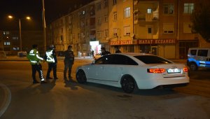 Karaman'da direksiyonda kalp krizi geçiren sürücü öldü