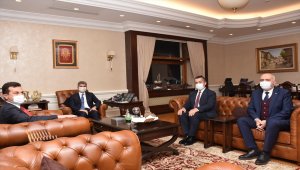 Kaymakam Aksoy ile Belediye Başkanı Acar'dan İçişleri Bakan Yardımcısı İnce'ye ziyaret 