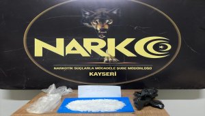 Kayseri'de uyuşturucu ticareti yapan 3 zanlı yakalandı