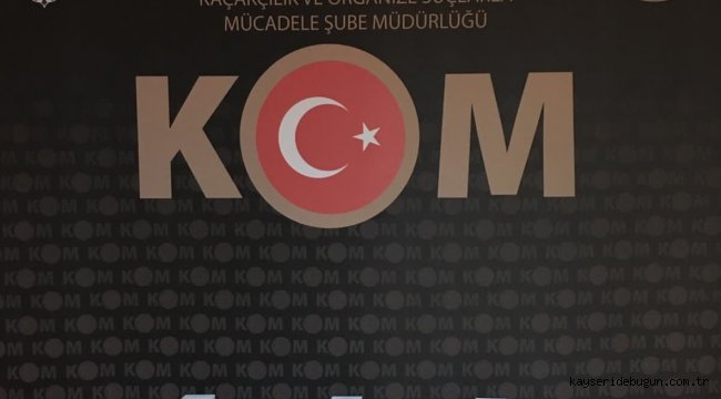 Kırıkkale'de gümrük kaçağı cep telefonu operasyonu