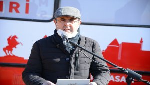 Kırşehir Belediyesinden fidan dikim etkinliği