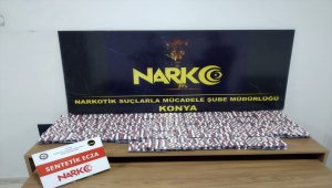 Konya'da uyuşturucu ele geçirilen otomobilin sürücüsü gözaltına alındı