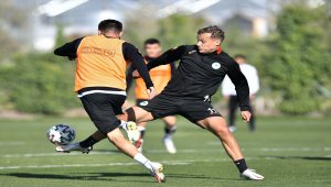 Konyaspor, Fenerbahçe maçının hazırlıklarına başladı