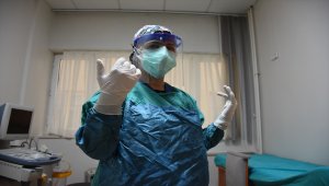 KOVİD-19 HASTALARI YAŞADIKLARINI ANLATIYOR - Kovid-19'u yenen hemşire, çocuklarının üzülmemesi için hastalığını gizlemiş