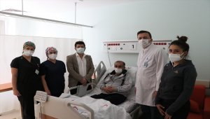 Niğde'de ameliyatsız yöntemle böbrekteki damar daralması tedavi edildi