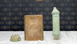 Niğde'de el yazması Tevrat ele geçirildi