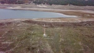 Porsuk Barajı'nın suyu çekilince eski minare gün yüzüne çıktı