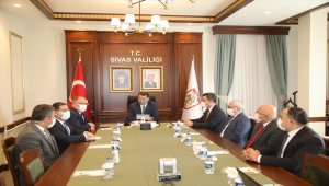 Sivas Hizmet Vakfı meslek lisesi öğrencilerine burs verecek