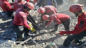 Türkiye İzmir için tek yürek