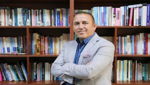 Uzmanından Kovid-19 sürecinde "dijital temas" uyarısı