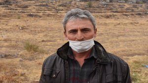 Yaylada mahsur kalan gebe ineği ve buzağısının kurtarılması için yardım bekliyor