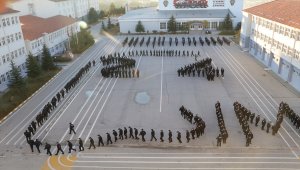 Yozgat'ta eğitim gören polis adayları öğretmenleri unutmadı