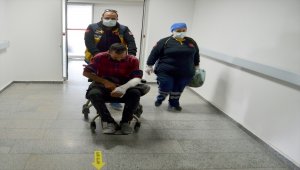 Aksaray'da köpeklerin saldırısına uğrayan kişi yaralandı