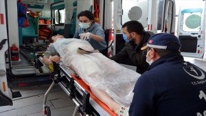 Aksaray'da tüfeğini temizleyenen kişinin kazara karısını vurduğu iddiası