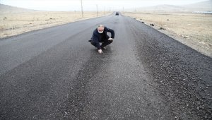 Çubuk'ta yeni yapılan yolun bozulmaya başlaması tepki çekti