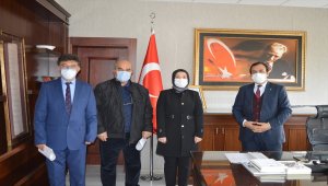 Güdül Kaymakamından emekli olan öğretmenlere teşekkür belgesi