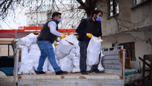 Kahramankazan'da budanan ağaçlar ihtiyaç sahiplerine dağıtılıyor