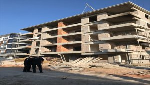 Kırıkkale'de inşaattan düşen işçi yaralandı