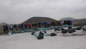 Meke Gölü'nde çevre temziliği