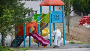 Mihalgazi'de çocuk oyun alanları dezenfekte edildi