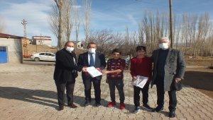 Ulaş Milli Eğitim Müdürlüğünden öğrencilere kitap desteği