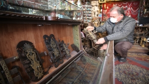 42 yıldır biriktirdiği kapı kilitlerini gelecek kuşaklara tanıtmak istiyor