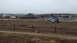 Beyşehir'de şiddetli rüzgar etkili oldu