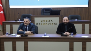 Çubuk Belediye Başkanı Demirbaş, AK Parti İlçe Teşkilatı üyeleriyle bir araya geldi