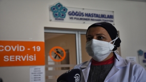 DOKTORLAR KOVİD-19'LA SAVAŞI ANLATIYOR - "Hastalarımızın nefes alamaması bizi çok etkiliyor" 