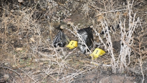 "Dur" ihtarına uymayan araçtan atılan poşetten uyuşturucu madde çıktı