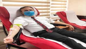 ERÜ Rektörü Çalış'tan kan bağışı