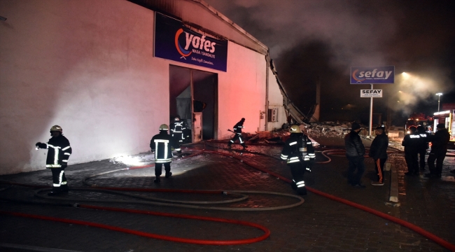 GÜNCELLEME - Kayseri'de bir fabrikada çıkan yangın kontrol altına alındı